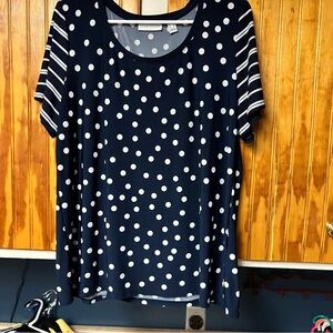 Womens blouse size L